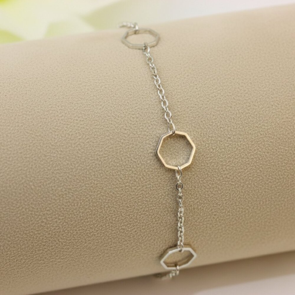 Minimalist Bracelet, Sleek & Modern Design, Women’s Fashion, YC110320-B